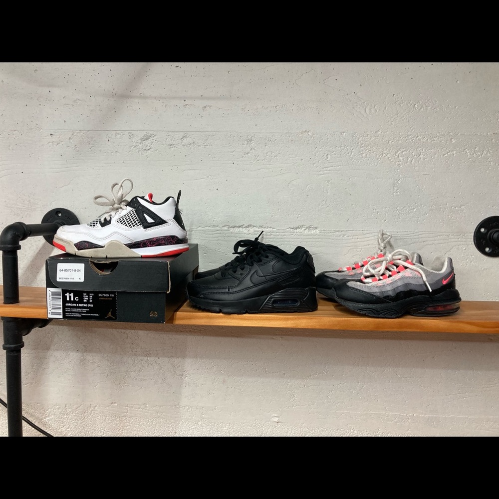 Nike Air Max 90, 95 Jordan 4 bright Crimson w/box Bundle